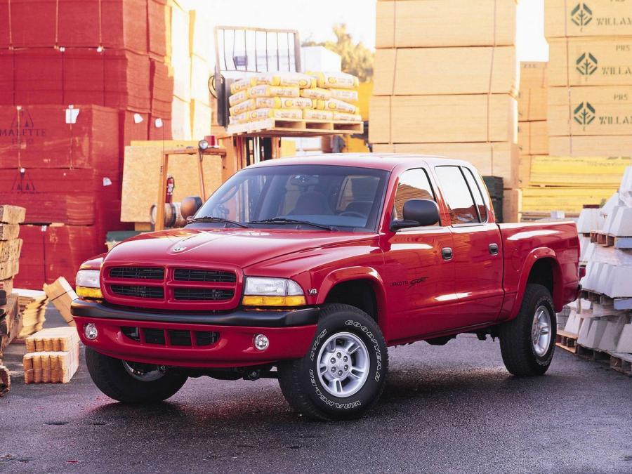  Dodge Dakota Sport Quad Cab 2000 года  (фото 19 из 22)